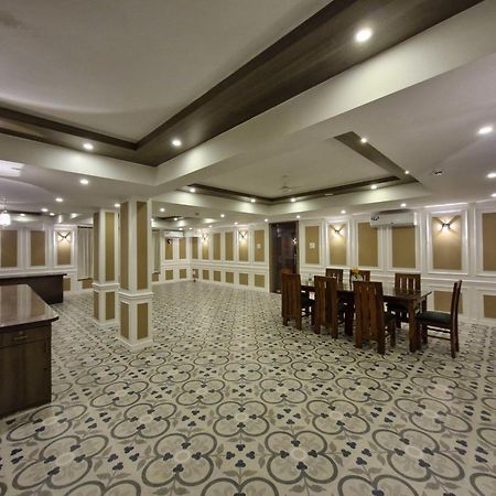 Golden Landmark Green Valley Beach Resort Dona Paula Exteriör bild