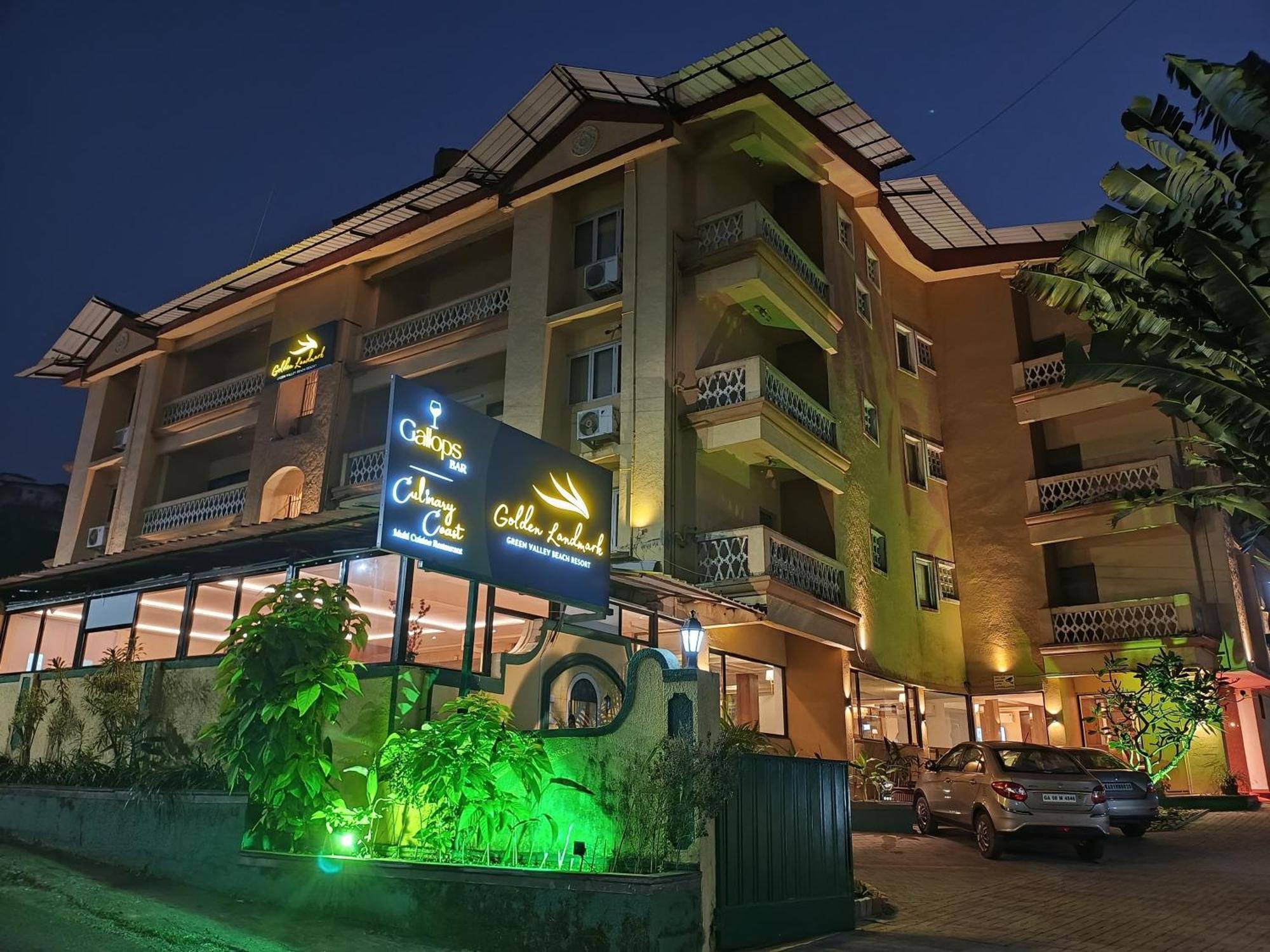 Golden Landmark Green Valley Beach Resort Dona Paula Exteriör bild