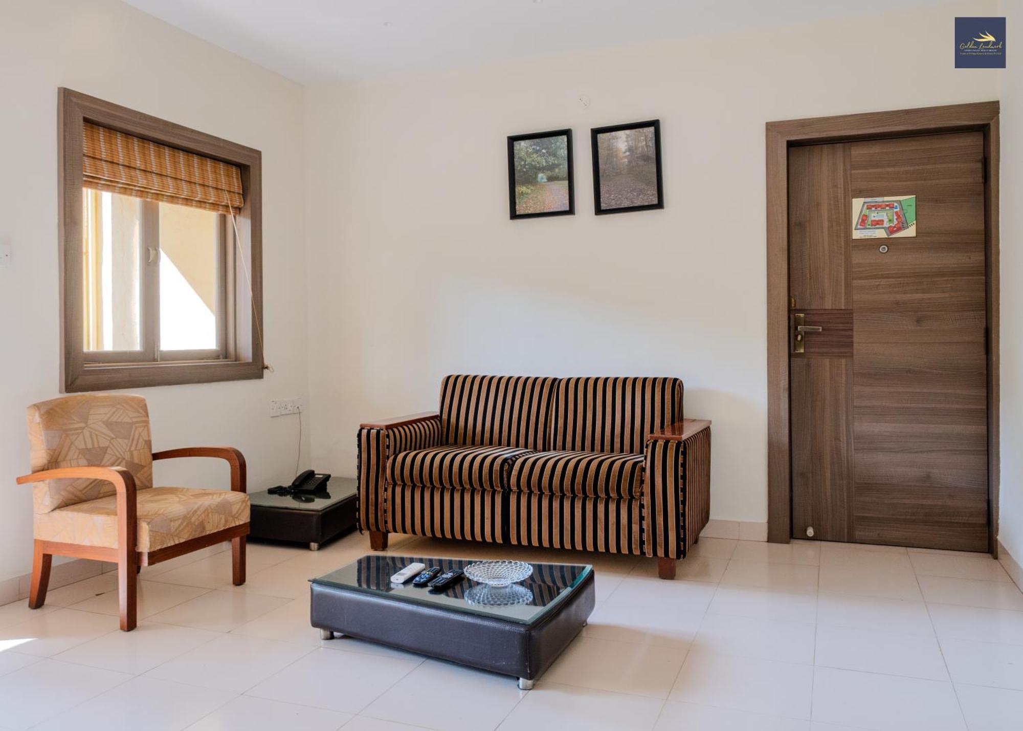 Golden Landmark Green Valley Beach Resort Dona Paula Exteriör bild