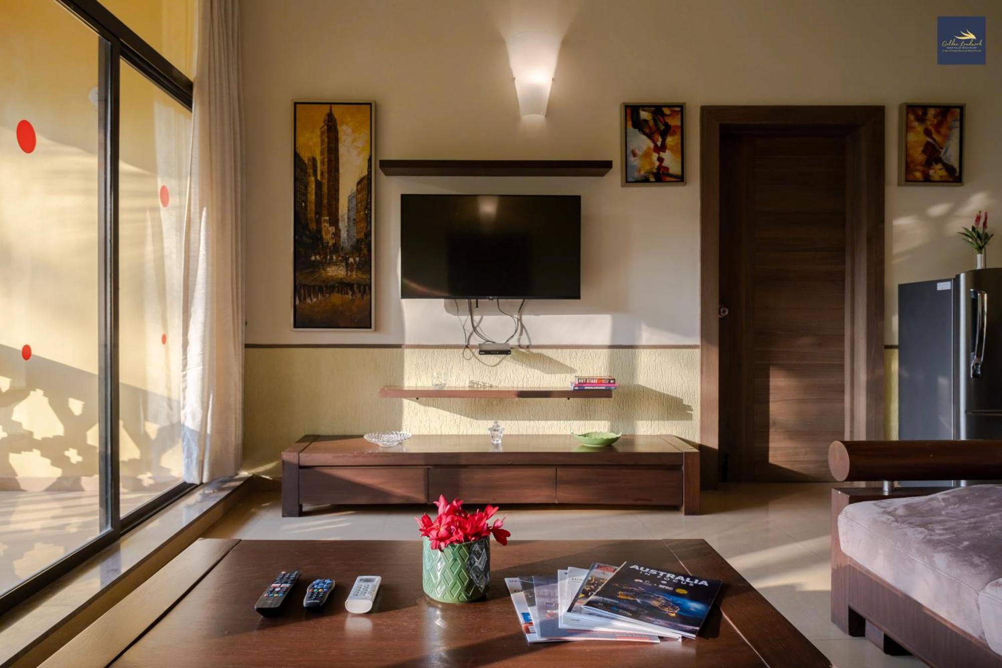 Golden Landmark Green Valley Beach Resort Dona Paula Exteriör bild