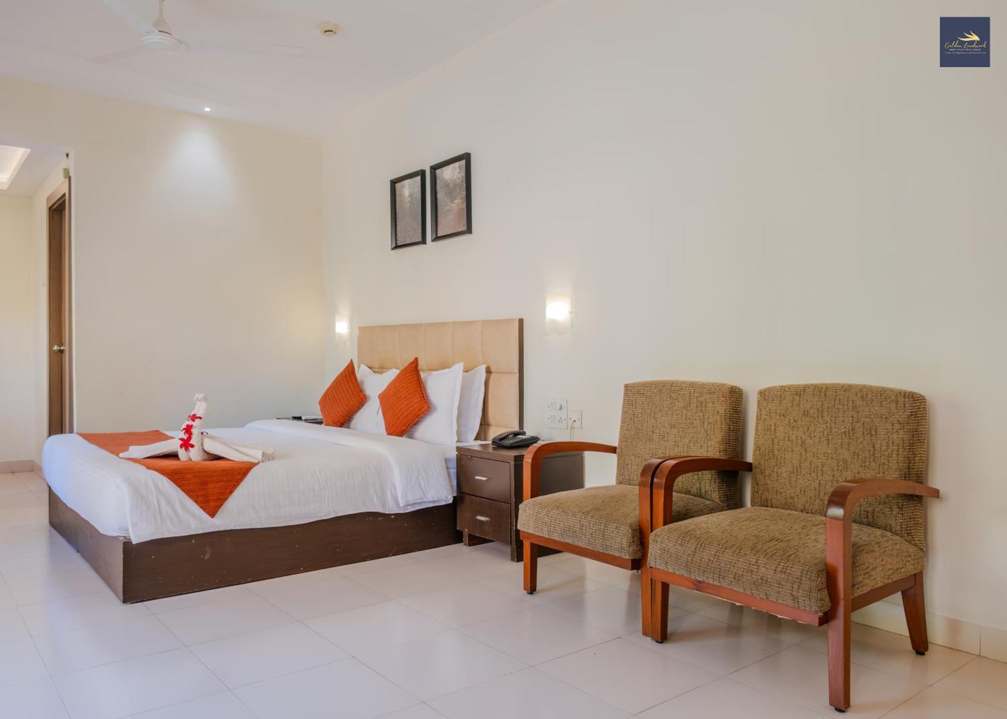 Golden Landmark Green Valley Beach Resort Dona Paula Exteriör bild